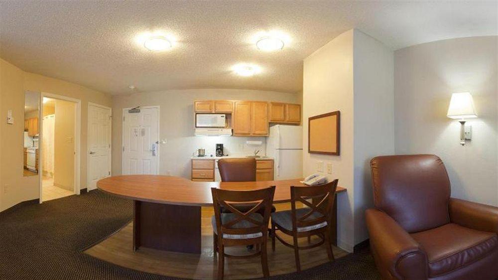 Candlewood Suites Harrisonburg By Ihg Esterno foto