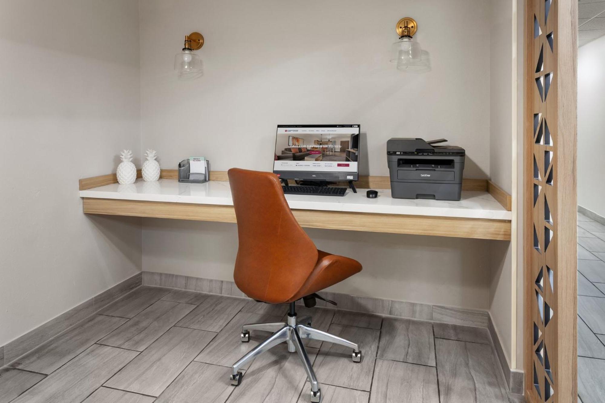 Candlewood Suites Harrisonburg By Ihg Esterno foto