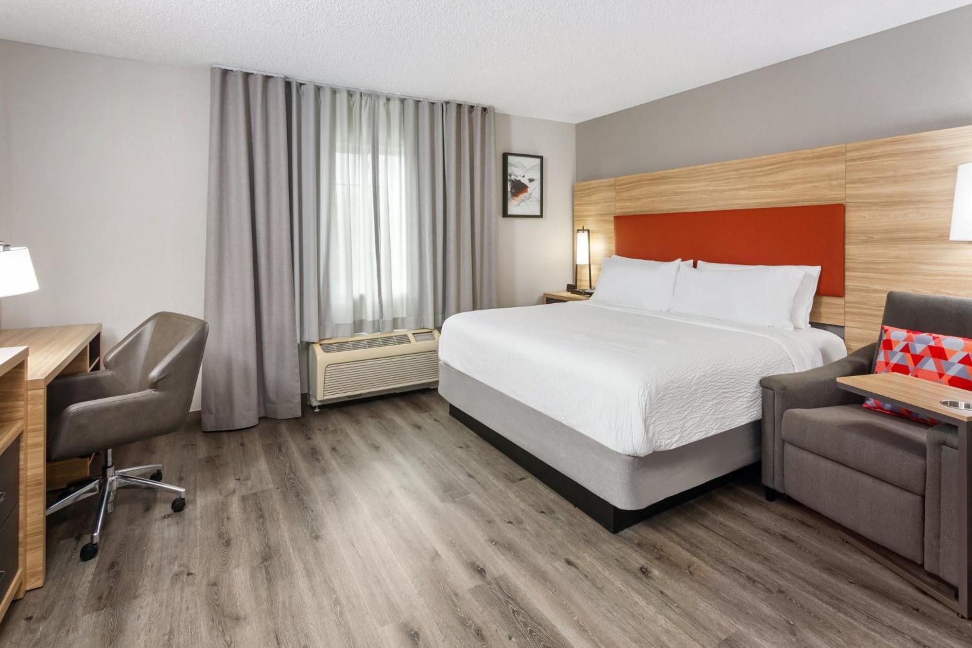 Candlewood Suites Harrisonburg By Ihg Esterno foto