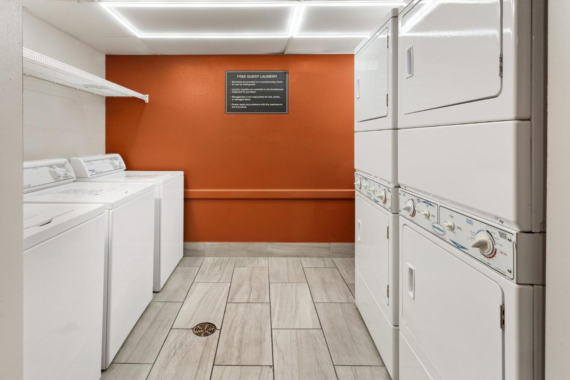 Candlewood Suites Harrisonburg By Ihg Esterno foto