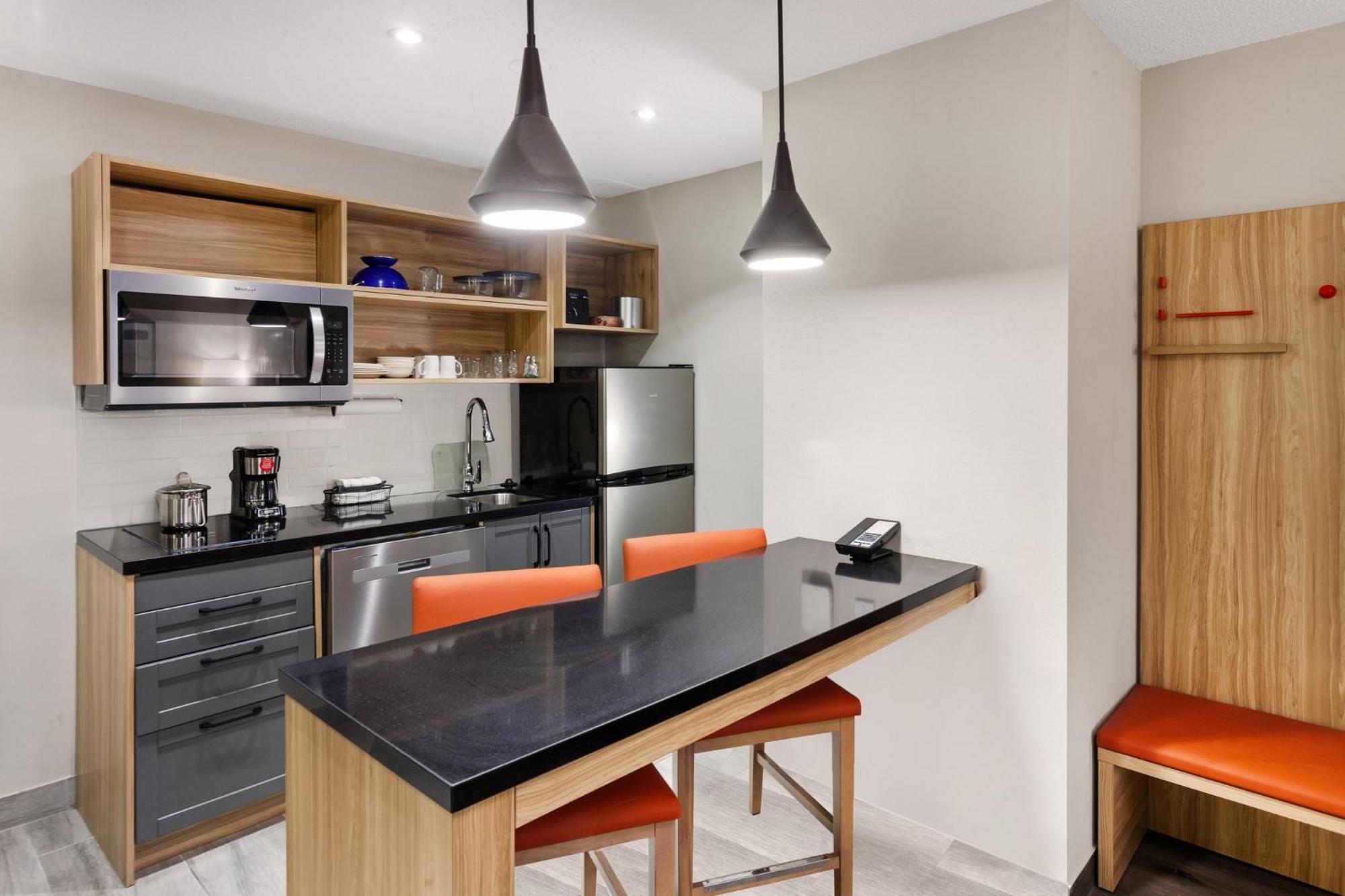 Candlewood Suites Harrisonburg By Ihg Esterno foto