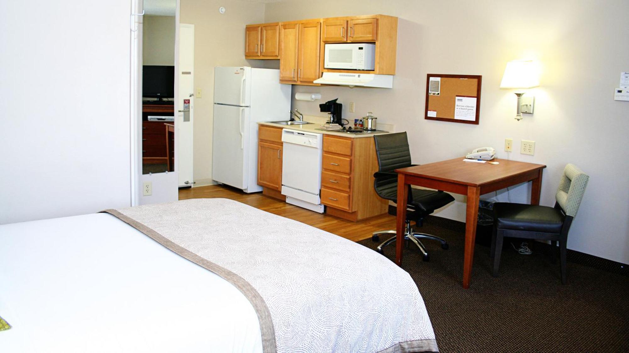 Candlewood Suites Harrisonburg By Ihg Esterno foto